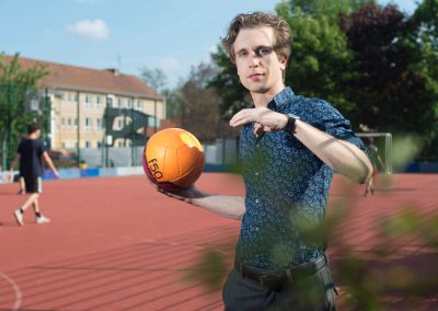 Porträt bisexueller Fußballer, Jan Duensing, Dresden, Sächsische Zeitung 5/2017